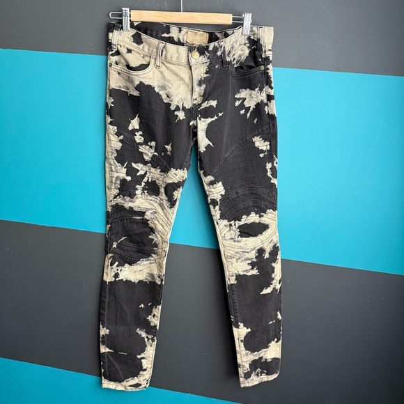 Current/Elliott Black and Cream Tie-Dye Jeans - Picture 3 of 13